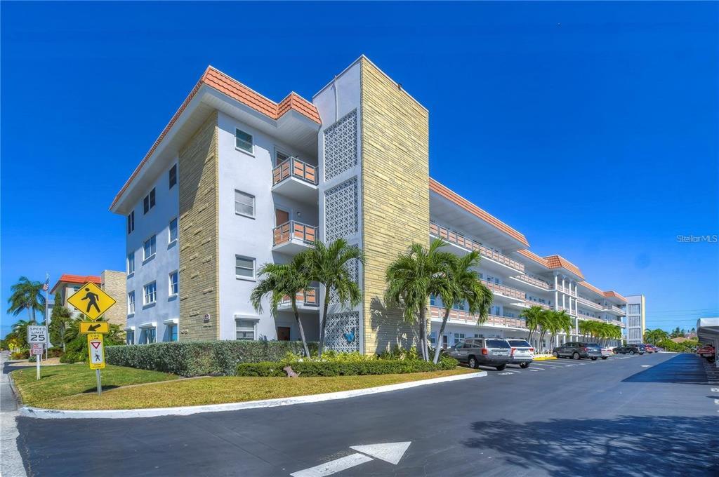 3128 59th St S in Gulfport, FL - Building Photo