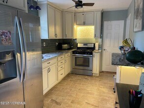 240 Arkansas Ave in Toms River, NJ - Building Photo - Building Photo