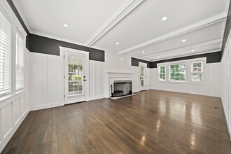 37 Wolcott Rd in Brookline, MA - Building Photo - Building Photo