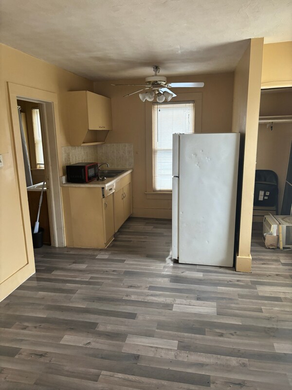 1691 N Edward St-Unit -3 in Decatur, IL - Building Photo - Building Photo