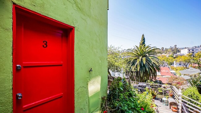 property at 1822 1/2-2067 Ivar Ave