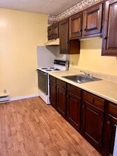300 S William St, Unit 1st Floor Front in Johnstown, NY - Building Photo - Building Photo