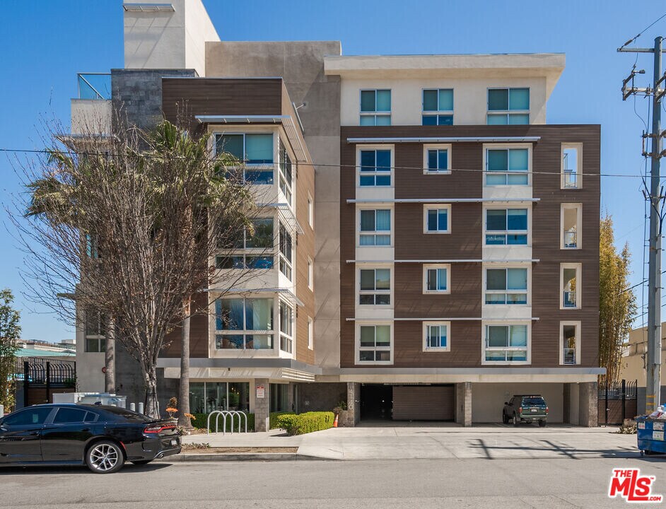 4140 Glencoe Ave in Marina Del Rey, CA - Building Photo