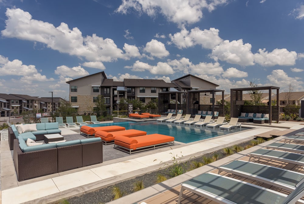 Pearl Lantana in Austin, TX - Building Photo