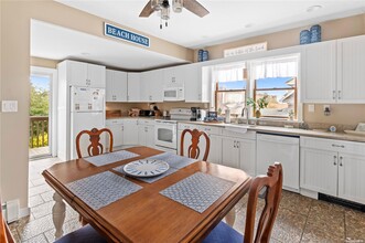 639 Ocean Breeze Walk in Islip, NY - Building Photo - Building Photo
