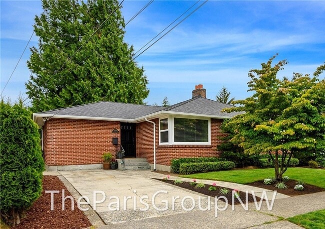 3311 38th Ave W in Seattle, WA - Building Photo - Building Photo