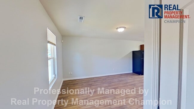 720 N 10th St in Wilmington, NC - Building Photo - Building Photo