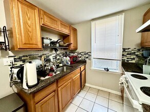 335 Lawn St in Pittsburgh, PA - Building Photo - Building Photo