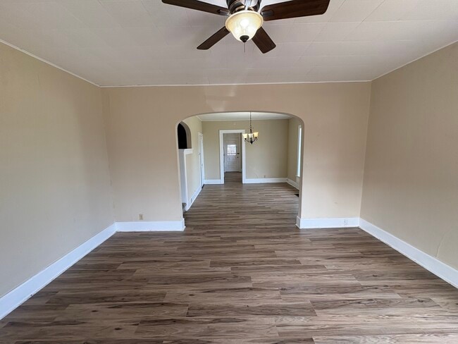 310 Arthur St, Unit 308