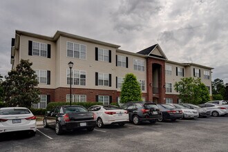 2820 Bloomfield Ln in Wilmington, NC - Building Photo - Building Photo