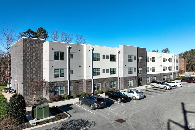 The Lofts at Pigeon Forge in Pigeon Forge, TN - Foto de edificio - Building Photo