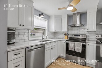 10 3rd Rd in Milton, NH - Building Photo - Building Photo