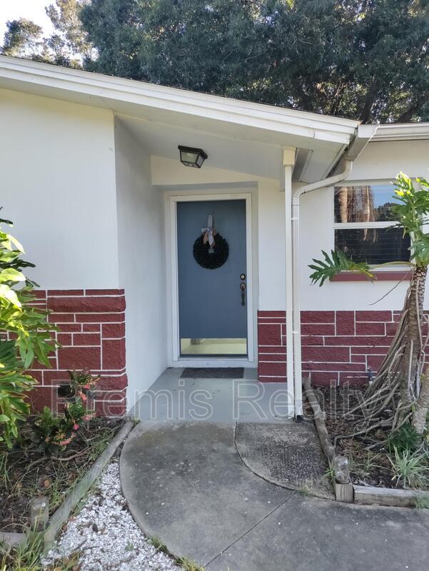 6764 297th Ave N in Clearwater, FL - Building Photo - Building Photo