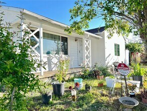 13163 Branford St in Los Angeles, CA - Building Photo - Building Photo