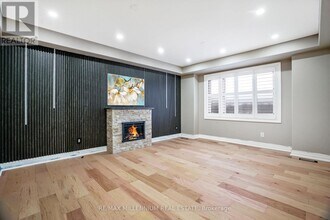 162 Branchton Rd in Cambridge, ON - Building Photo - Building Photo