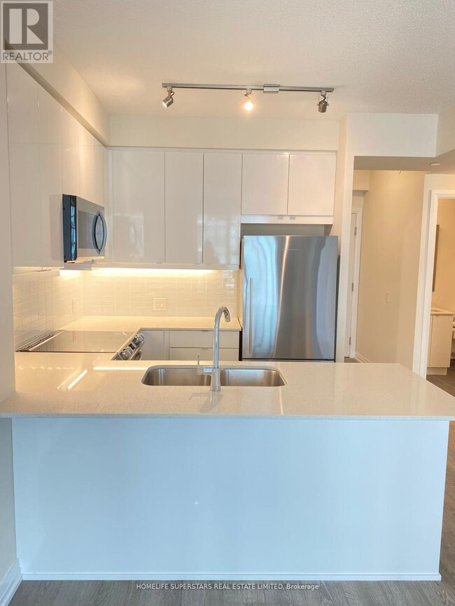 50-650 Thomas Riley Rd in Toronto, ON - Building Photo - Building Photo