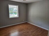 250 Herndon St photo'