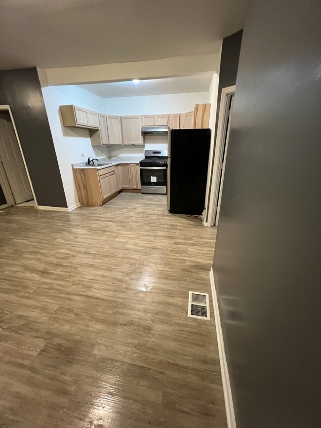 6215 S Princeton Ave, Unit 1
