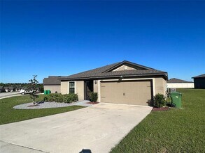 1444 Swan Lake Cir in Dundee, FL - Building Photo - Building Photo