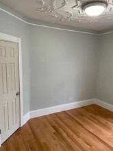 297 Beacon St, Unit 2 in Somerville, MA - Building Photo - Building Photo