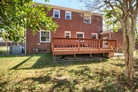 547 Beech Dr in Newport News, VA - Foto de edificio - Building Photo