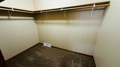 1751 Mel-Rose Dr-Unit -1751 - North in Aberdeen, SD - Building Photo - Building Photo