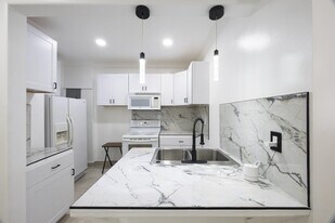 4591 Purdy Ln in West Palm Beach, FL - Building Photo