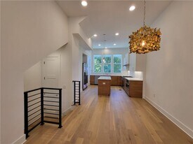 3500 Harmon Ave in Austin, TX - Building Photo