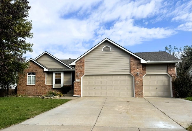 property at 340 Pitchers Ct