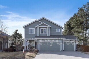 18899 E Whitaker Cir in Aurora, CO - Building Photo