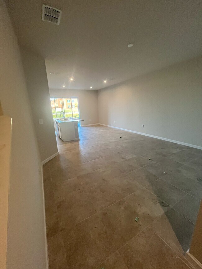 12570 Amber Creek Cir in Lakewood Ranch, FL - Building Photo - Building Photo