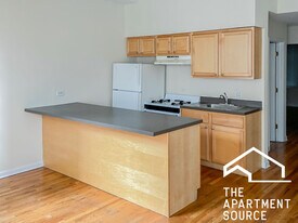 2525 N Lincoln Ave, Unit D2 in Chicago, IL - Building Photo