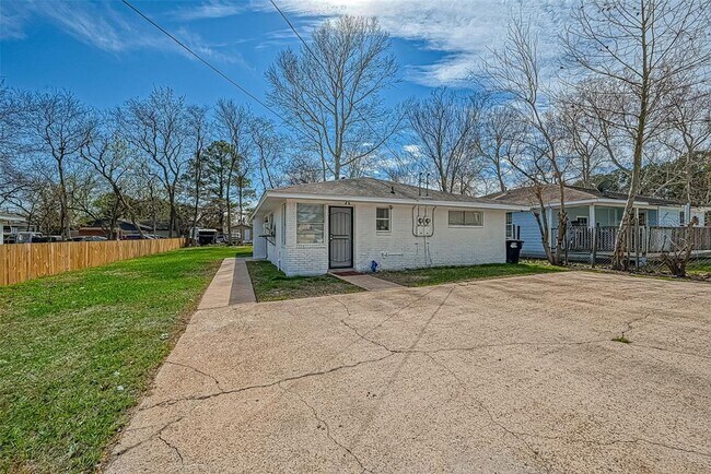 7818 Oak Knoll Ln photo'