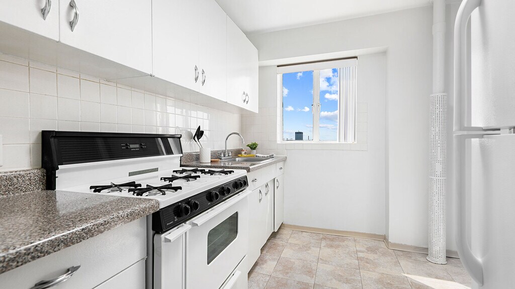 Lake Meadows Apartments in Chicago, IL