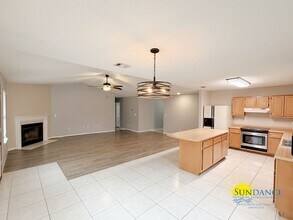 412 W Pine St in Mary Esther, FL - Building Photo - Building Photo