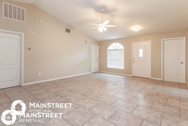 503 Baltic Pl in Poinciana, FL - Building Photo - Building Photo