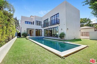 12509 W Sunset Blvd in Los Angeles, CA - Building Photo - Building Photo
