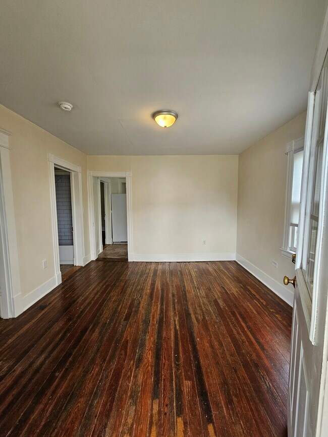 1001 Avon St, Unit A in Charlottesville, VA - Foto de edificio - Building Photo