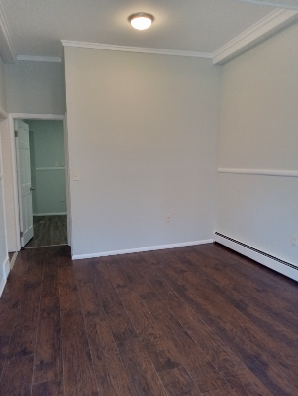 1 Walnut St in Manchester, CT - Building Photo - Building Photo