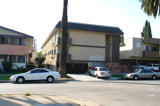 122 S Occidental Blvd in Los Angeles, CA - Building Photo - Building Photo