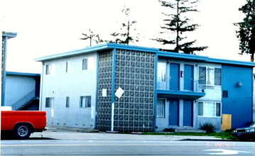 37393 Cherry St in Newark, CA - Building Photo - Building Photo