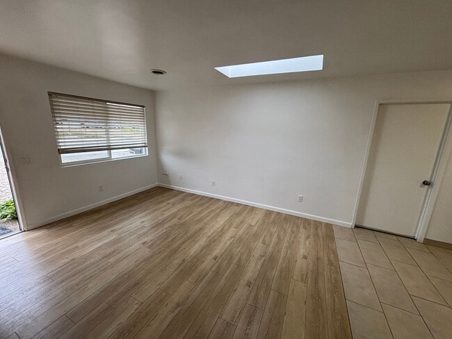 1711 Yosemite St in Seaside, CA - Building Photo - Building Photo