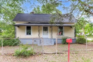 404 N 15th St in Griffin, GA - Building Photo