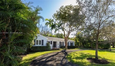 1350 Mendavia Ave in Coral Gables, FL - Building Photo - Building Photo