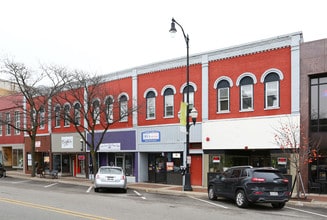 19-27 N Genesee St in Waukegan, IL - Foto de edificio - Building Photo