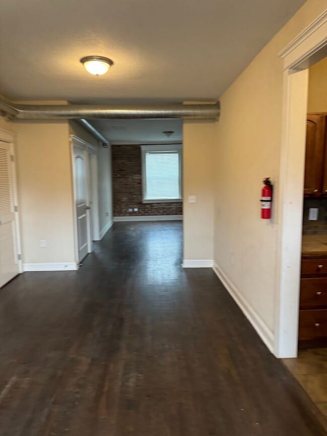 3269 Gillham Rd in Kansas City, MO - Building Photo - Building Photo