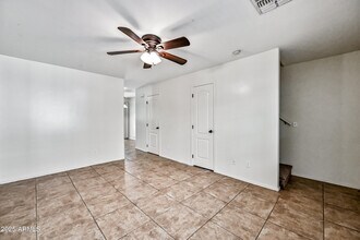 2243 W Morten Ave in Phoenix, AZ - Building Photo - Building Photo