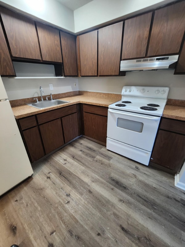 property at 1145 S Main St
