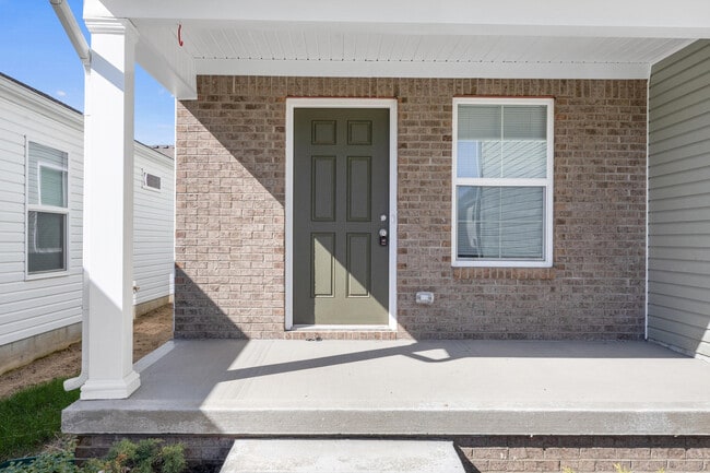 212 Candy Apple Ln in Richmond, KY - Building Photo - Building Photo