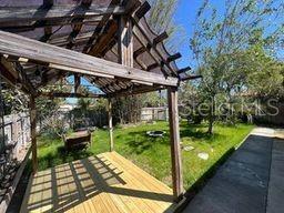 719 37th Ave NE in St. Petersburg, FL - Building Photo - Building Photo